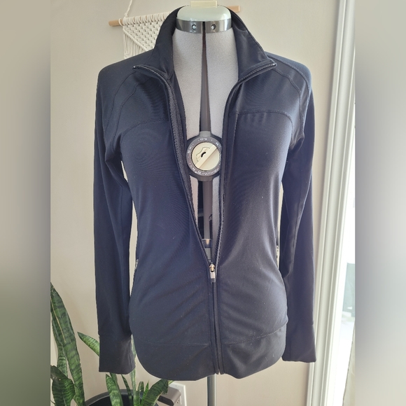 GAP Fit long sleeve zip up jacket - Picture 7 of 8